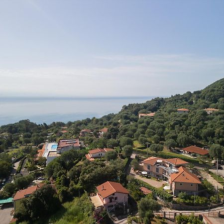 Scario Club Hotel Сан Джовани а Пиро Екстериор снимка